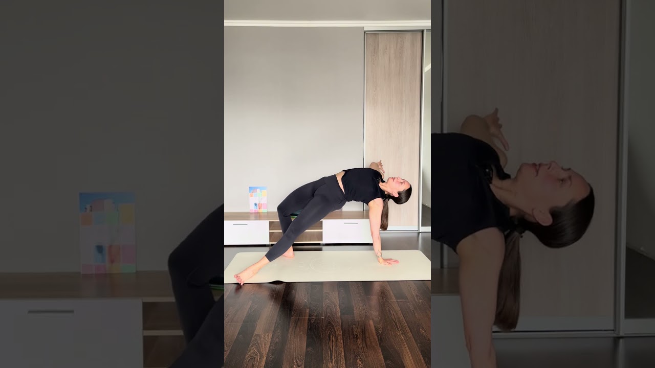 Тренировка на подвижность позвоночника и укрепление спины и пресса