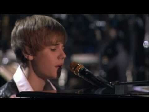 Justin Bieber - "Pray"  (HD) AMA Music Awards 2010 Performance LIVE