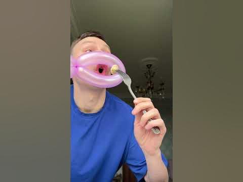 Накаченные губы и пельмени 🥟 - YouTube