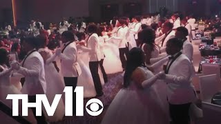 Arkansas High School seniors honored at 75th Pi Lambda Debutante Ball