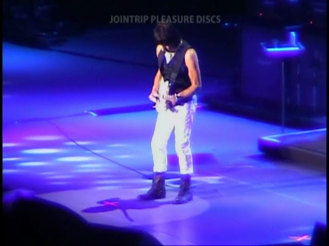 Jeff Beck & Eric Clapton - Pt. 1 - Saitama Super Arena - Saitama