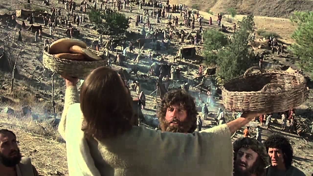 JESUS English Jesus Feeds The 5000 YouTube