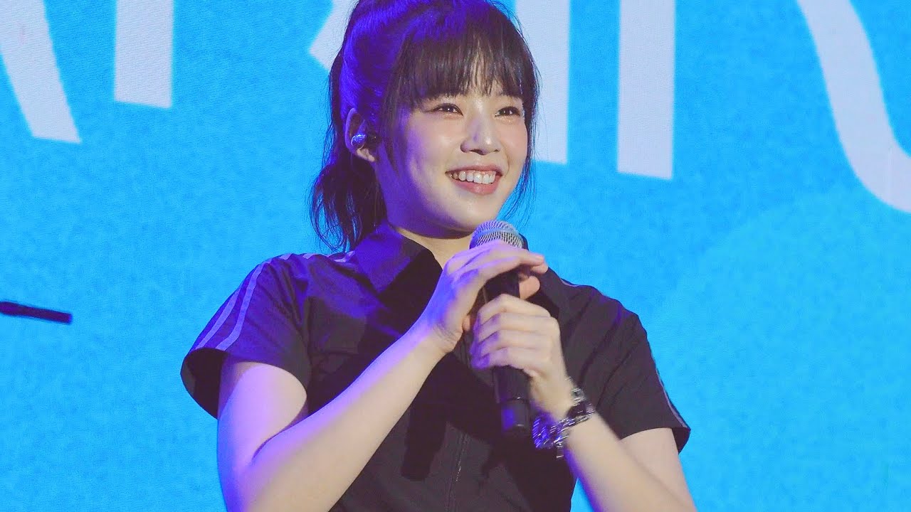 [4K] 240809 윤마치(MRCH) 청년 마음 콘서트 Full ver. | @노들섬 잔디마당 - YouTube