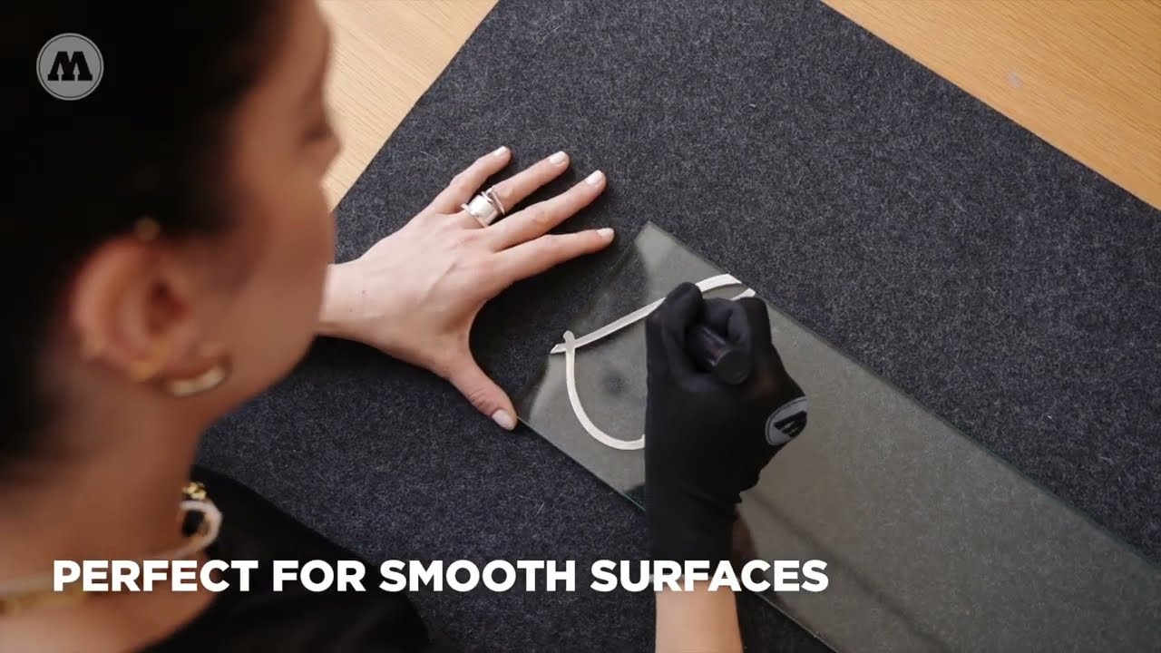 HANNAH RABENSTEIN x LOVE AT FIRST WRITE x MOLOTOW LIQUID CHROME