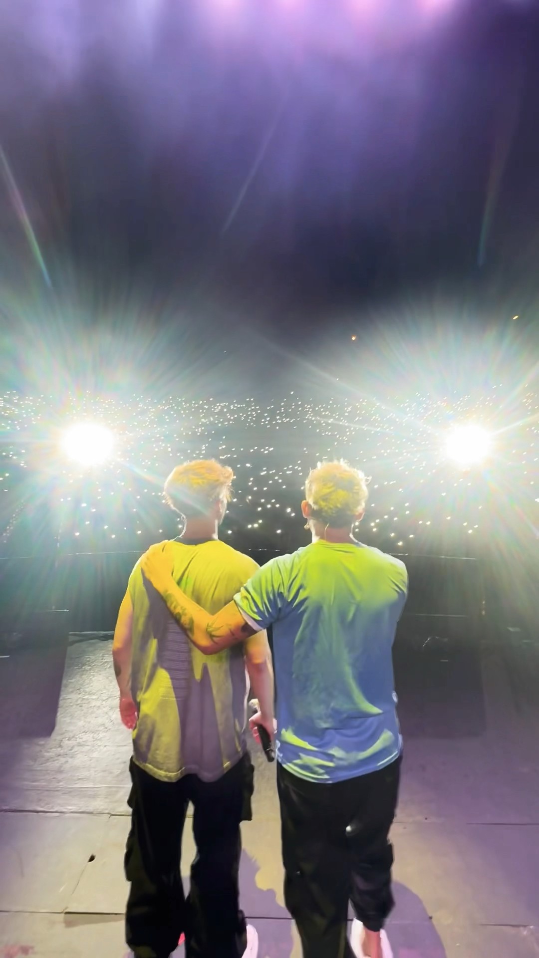 No Voy A Llorar Por Ti En Vivo! Ian Y Fede?
