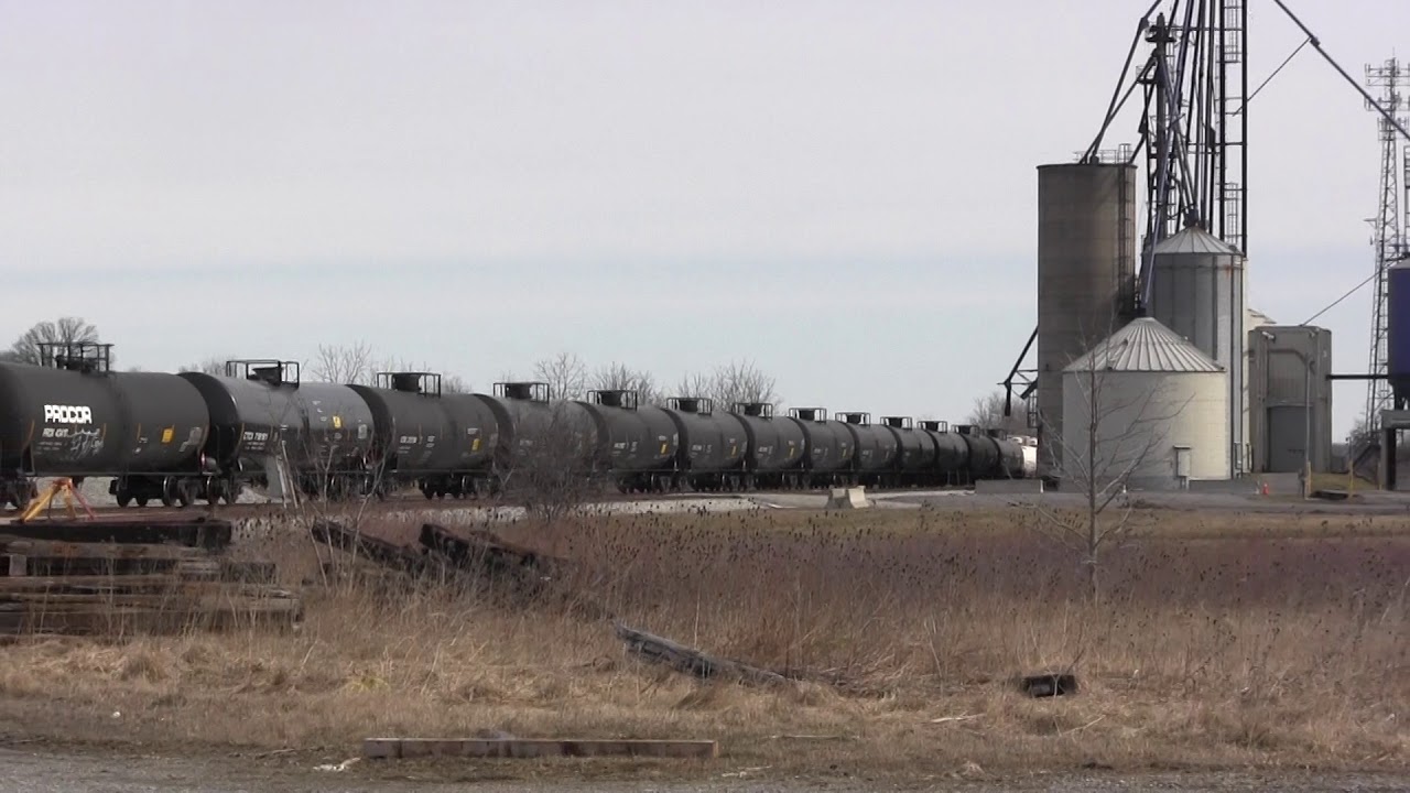 SOR 59720 slogs through Hagersville Ontario YouTube