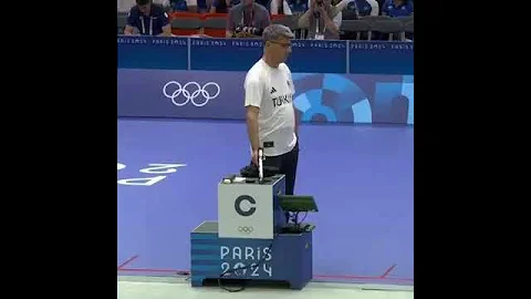 #Turkish shooter Yusuf Dikec has gone viral on social media for his casual attitude #2024olympics