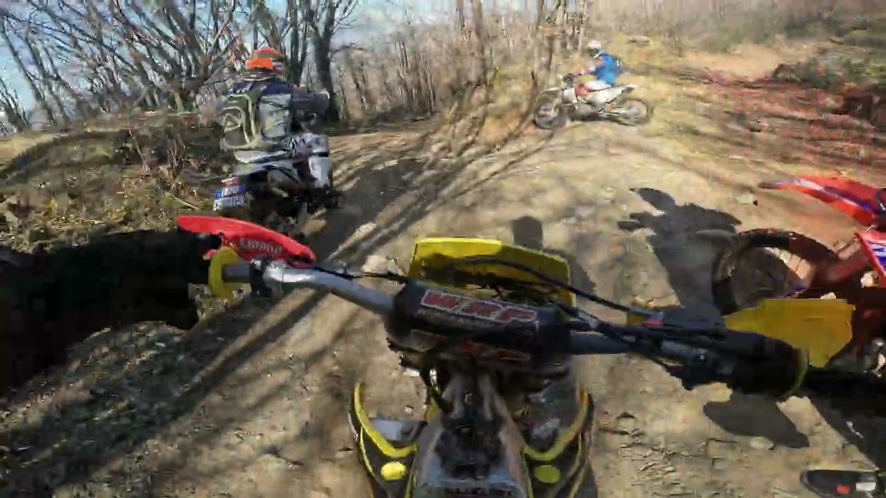 45 min of enduro on a sunny Tuscan day *SUZUKI RMZ 450 E*