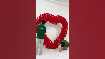 Luxury Heart-Shaped Shelf With Floral Arrangement Wedding Arch #floraldesign #diywedding #backdrop