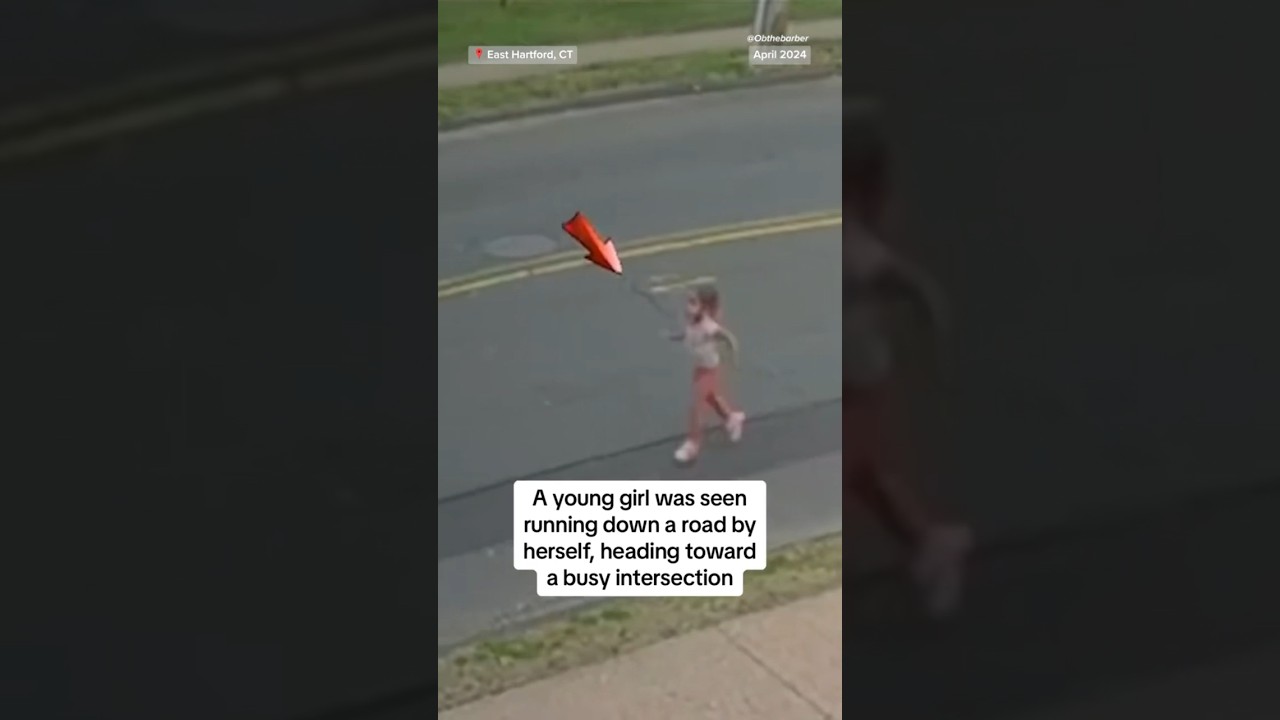 Barbers stop child from wandering into traffic Barbers stop child from wandering into traffic