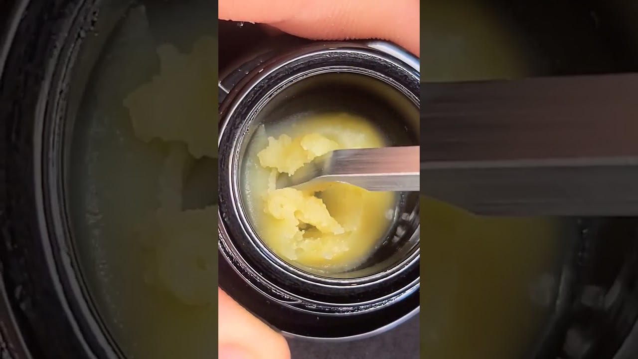 You Can See The Diamonds On The Bottom! 