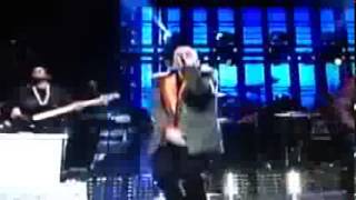 Eminem Berzerk LIVE on SNL