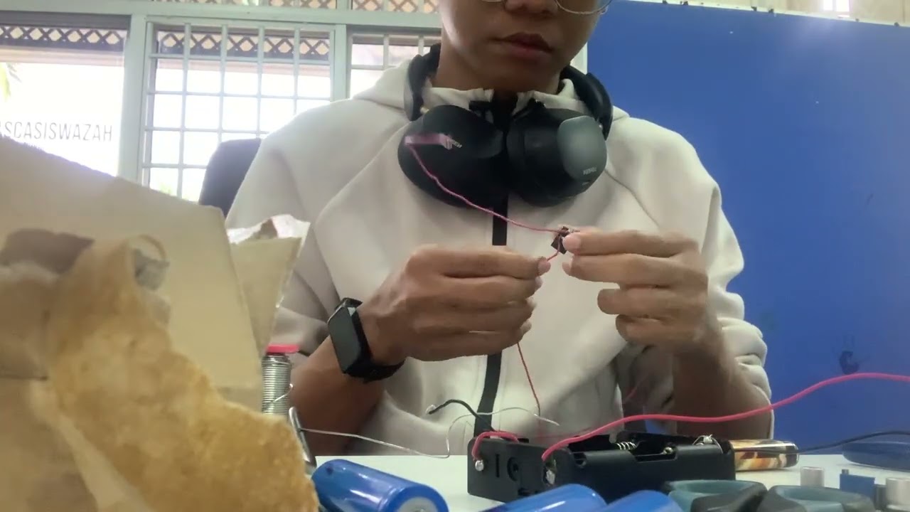 FINAL YEAR PROJECT : FUNCTIONAL PROTOTYPE OF GREEN HYDROGEN GAS PRODUCTION BY USING HYDROPOWER