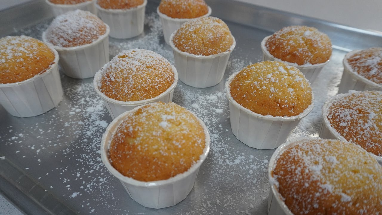 Lemon Yogurt Cupcakes | How to Make Lemon Yogurt Cupcakes