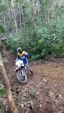 Story WA paling lucu anak trail ~ anakblusukan