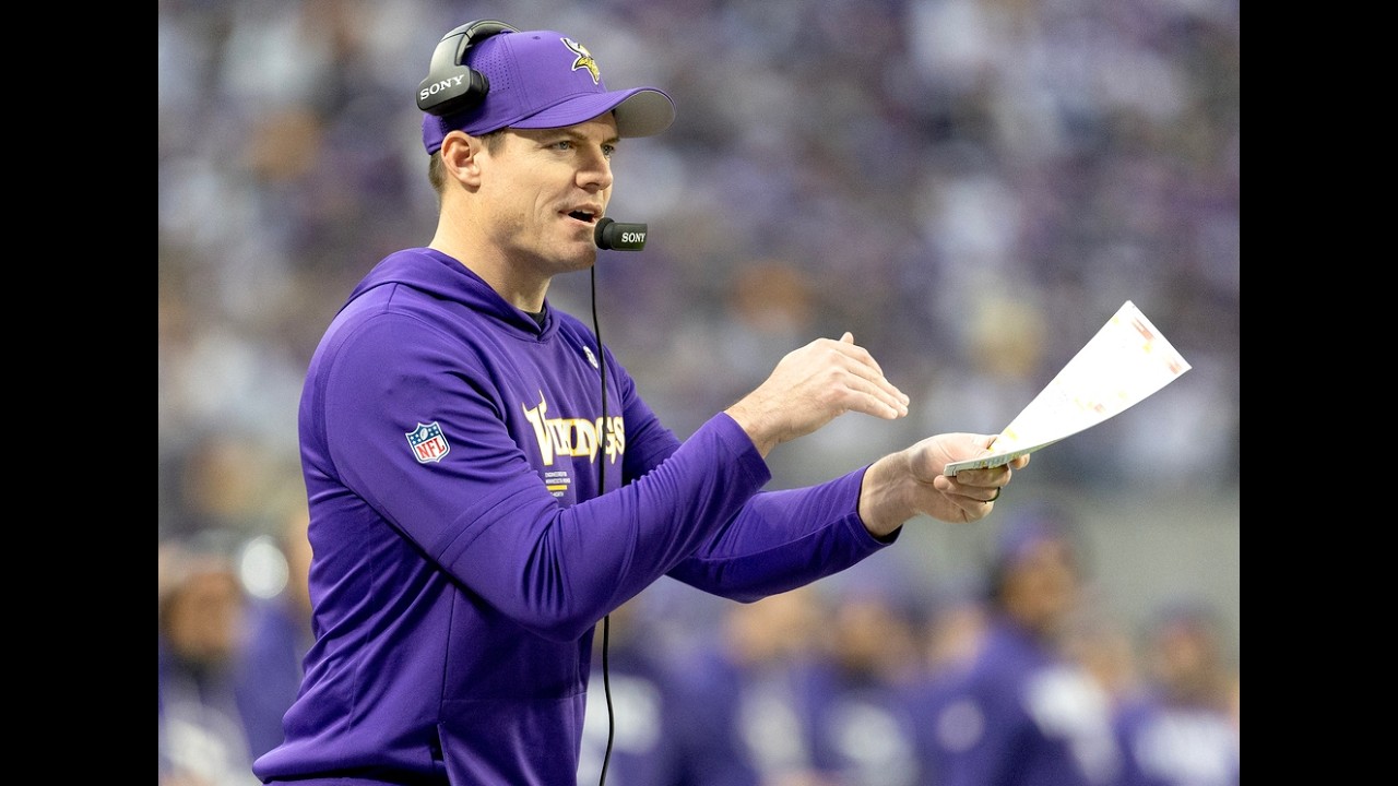 Best-case scenario for Vikings at quarterback and in the draft is ... ?