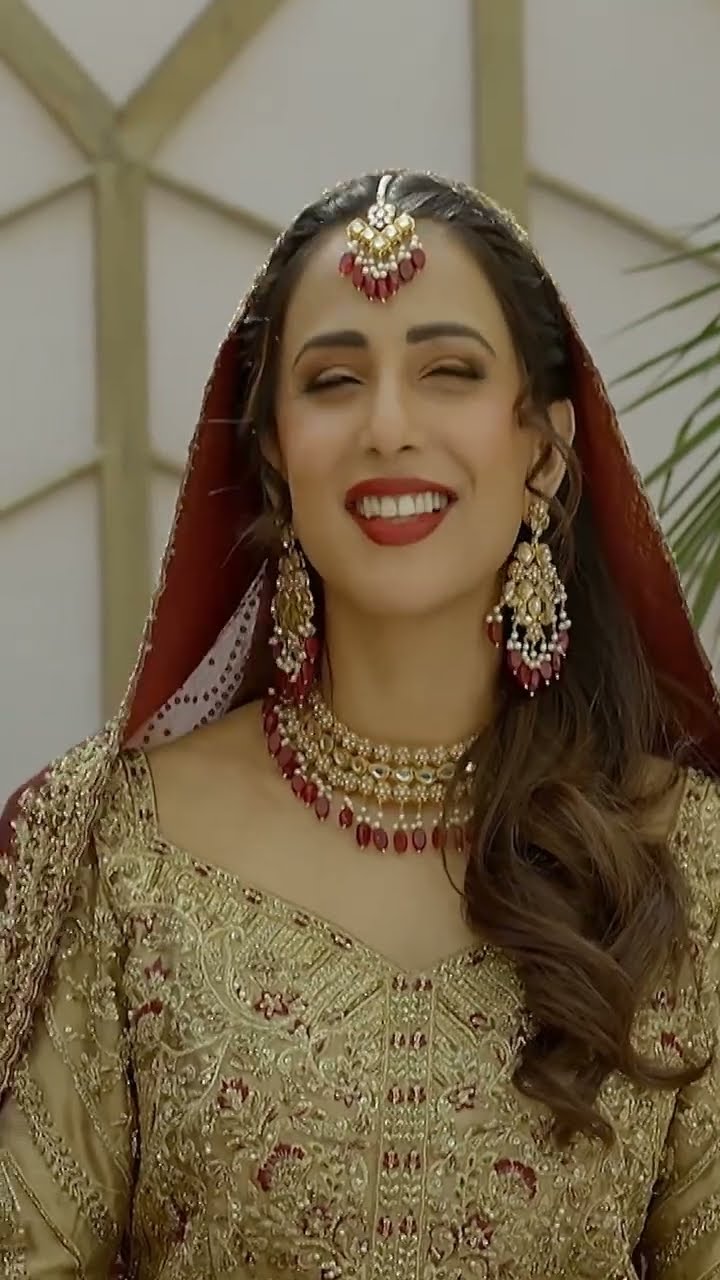 Shohar ko chherh rahi thi.. ?? | Best Moment | #love #couple #bride #ushnashah #usamakhan