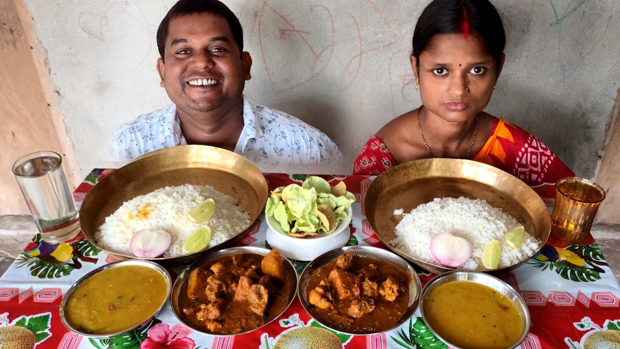 Asmr Eating 🔥 Spicy Chicken Curry, Masur Dal 🔥🔥 Papor Bhaja, Onion, Lemon 🔥🔥 With Rice 