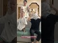 초보 아빠가 나서서 아기 옷 입히기 도전에 나섰어요