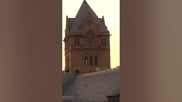 "Get lost!" in Old Main - Wayne State University