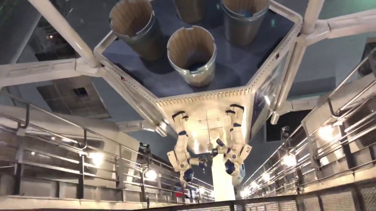 mainlander **SPOILER ALERT** Space Mountain Lights On