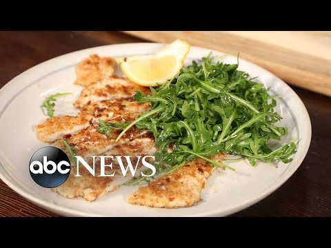 chef-jamie-oliver-prepares-his-20-minute,-easy-crispy-garlicky-chicken