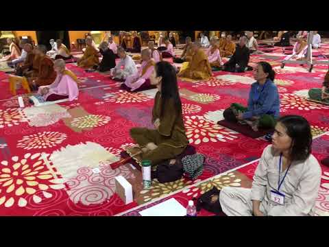 Video Khoá thiền 10 ngày đó Sư Cô Huyền Linh phụ trách tại... - youtube