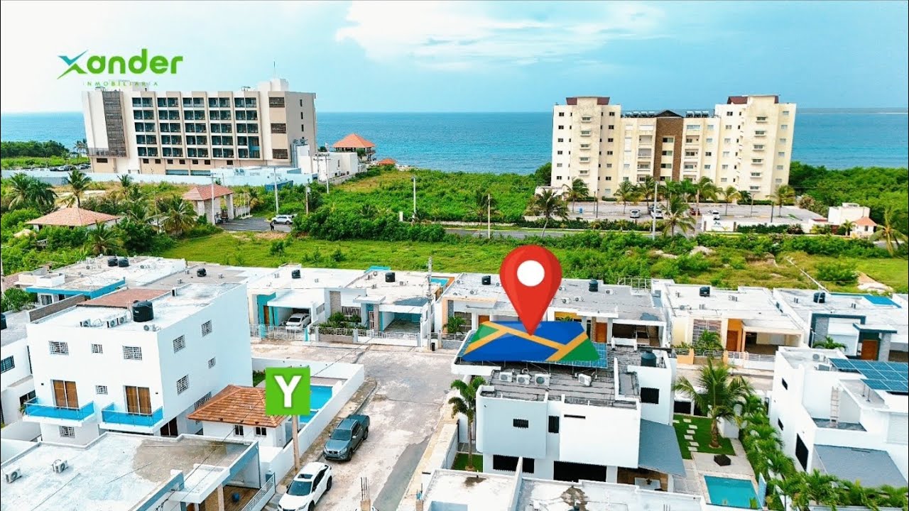 VENTA CASA CON PISCINA - CALETA - LA ROMAMA - Vista al Hotel Hilton - 215M de la costa