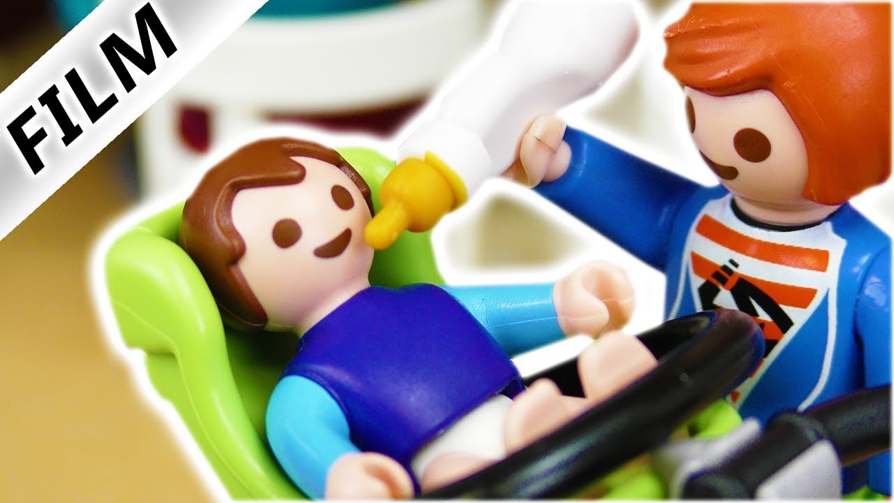 Playmobil Film deutsch | JULIAN ALS BABYSITTER - Stinkende Windeln + Geschrei | Familie Vogel