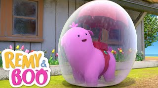 Boo Gets Stuck in a Bubble | Remy & Boo | Universal Kids