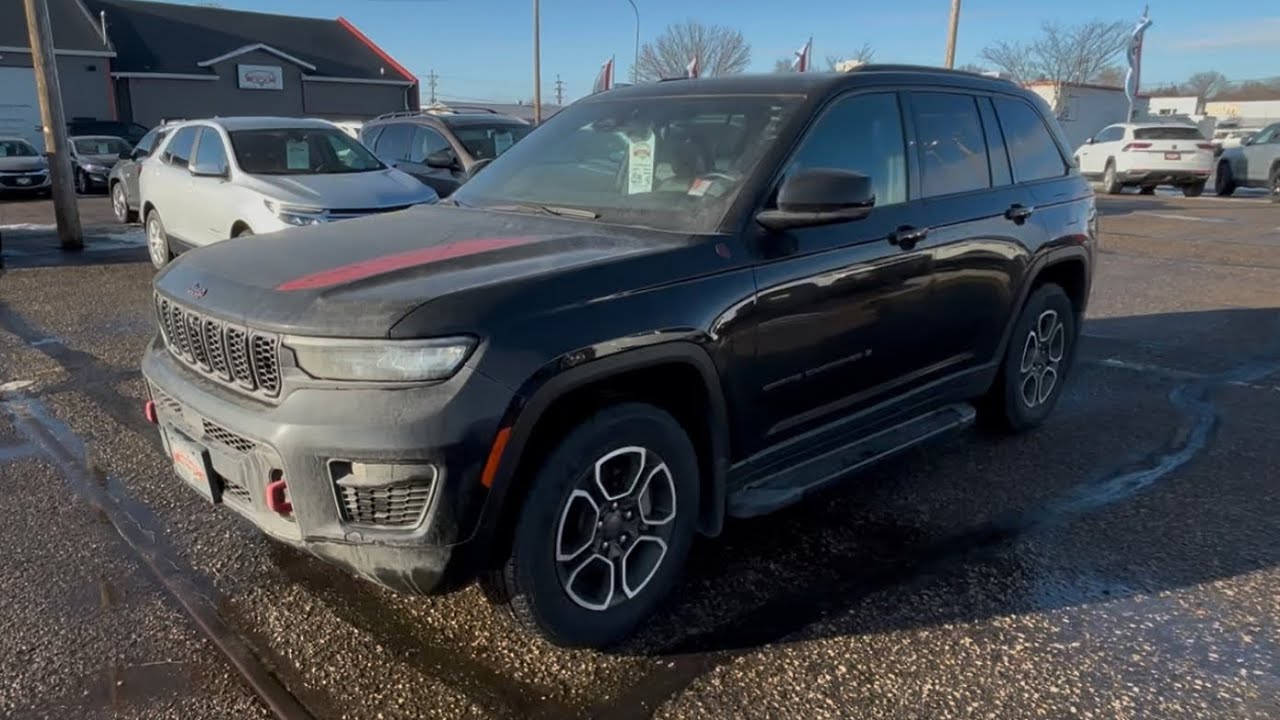 2022 Jeep Grand Cherokee Trailhawk Walk Around from Veracity Motors