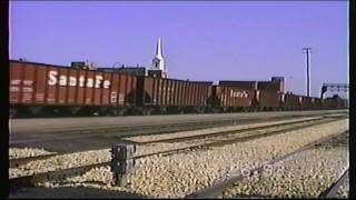 Santa Fe, Iowa Interstate and SP at Joliet, Illinois on 06/26/1993 Part 1