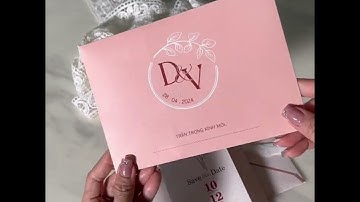 Thiệp cưới cột dây von, dây bố kiểu thủ công dễ thương.