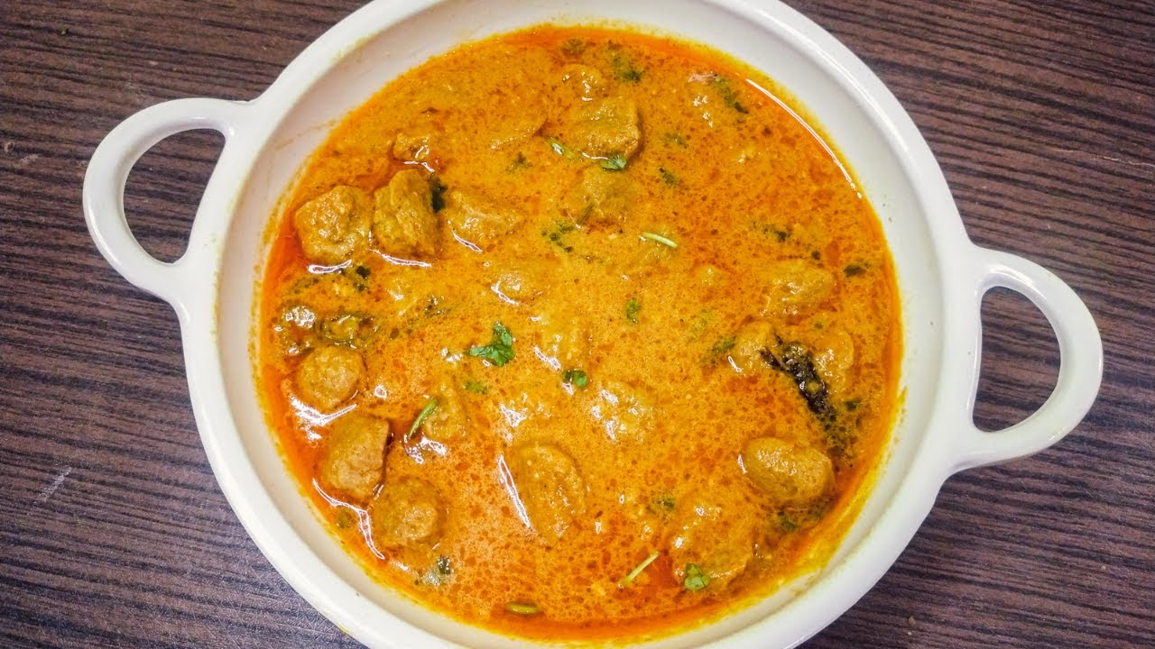 Soya chunks gravy/How to make soya chunks gravy/Meal maker gravy YouTube