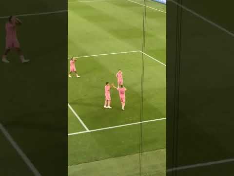 اسيست ميسي الخرافي لجوردي البا