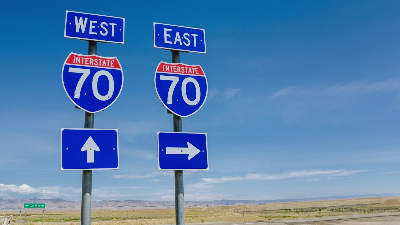 How Tall Are Letters On Highway Signs?
