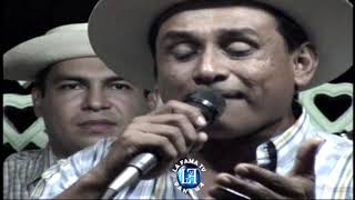 JUAN DIAZ Y ZACARIAS MARÍN- sin tener que aguas pisar y estar muriendo de sed- wao