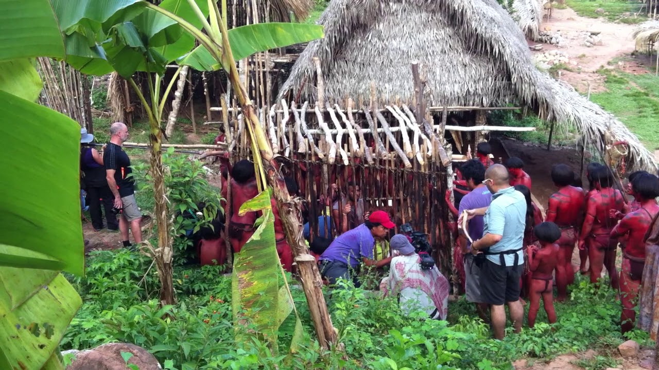 The Green Inferno - Behind the Scenes - Perú - YouTube