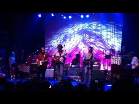 John Bell & Friends - Wish You Were Here 2012-08-1...