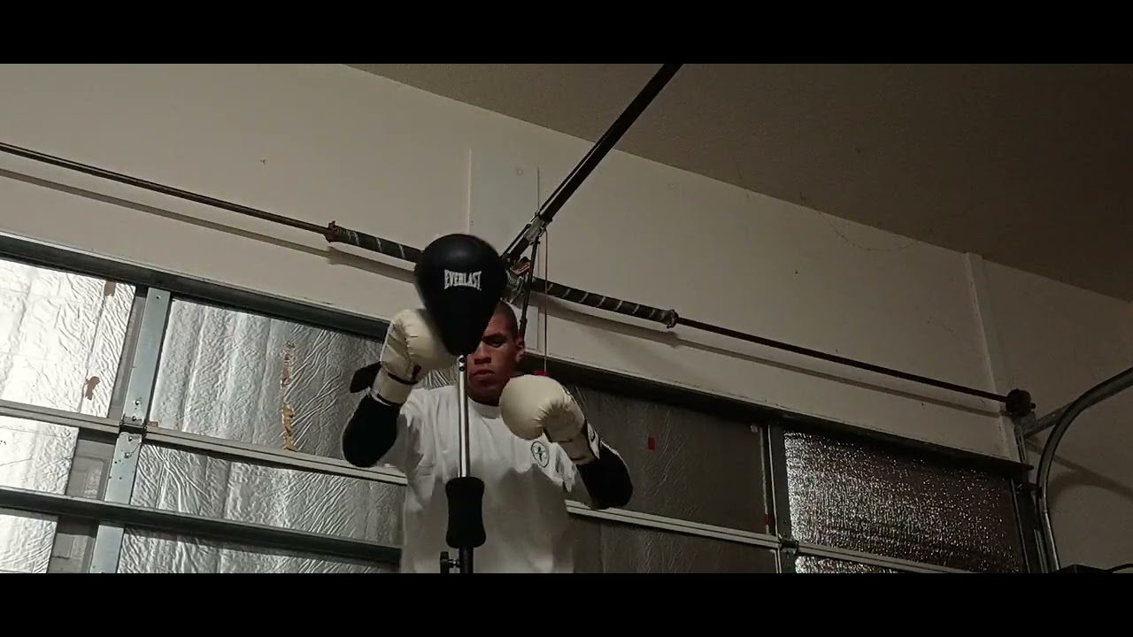 Reflex Bag Training Session | Boxing Workout