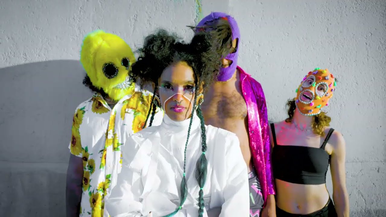 Watch TwoLips - "PPL R" (Official Video) on YouTube Watch TwoLips - "PPL R" (Official Video) on YouTube