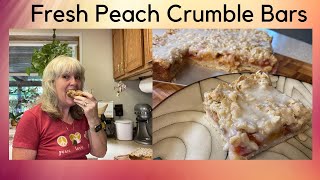 Fresh Peach Crumb Bars | The Best Peach Crumb Bars | A Summer Dessert