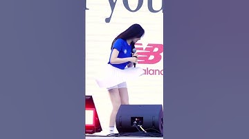 김연아 치마가 바람에 펄럭