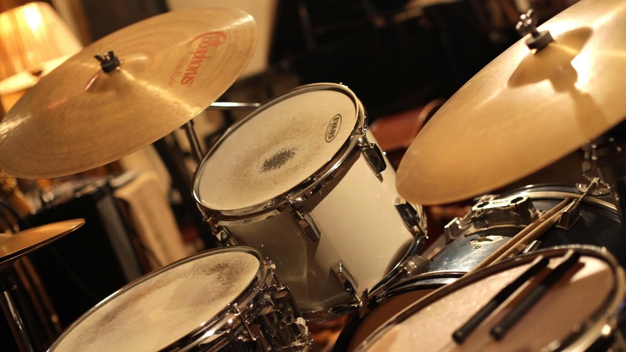 Weezer - Christmas Song (drums backing track)