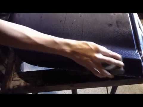 Come la sabbia di colore e lucidare a mano Parte 1: Sanding
