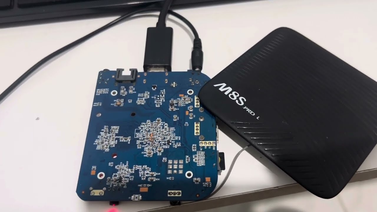 Como dar Boot no emuelec na Tv box Mecool M8S pro L de forma