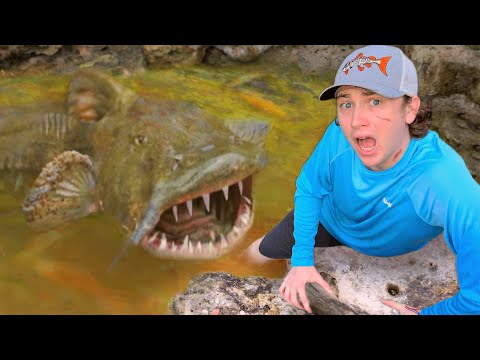 I Caught a Man Eating Fish in an Abandoned Pond! 