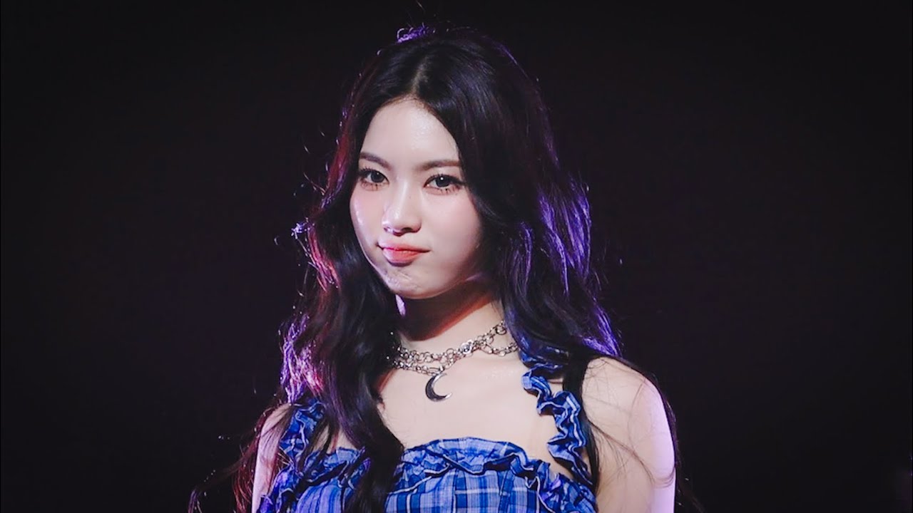 [4K] 250906 스테이씨 아이사 'Bubble' 직캠 (STAYC ISA FanCam)