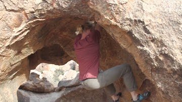 Joshua Tree Bouldering - The Heart V4