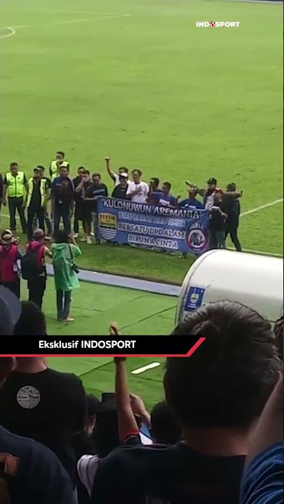 Gelora perdamaian! Suporter Arema dan Persib akhirnya bisa satu tribun di Liga 1